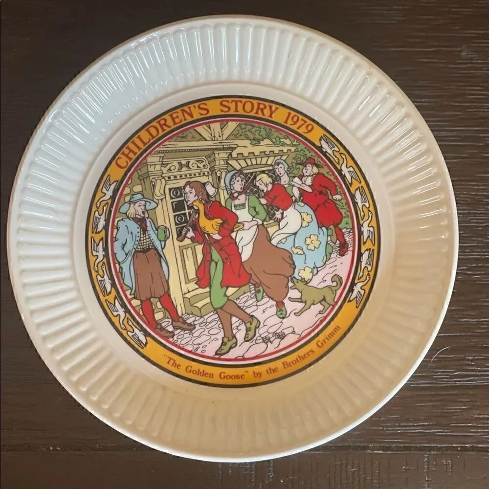 Wedgwood 1979 Children’s Story Golden Goose Plate